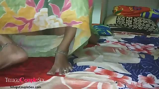 Tamil Village Aunty In Green Nighty With Her Skinny Indian Husband Homemade Late Night Sex – Full Hindi Pic