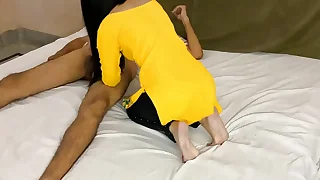 Punjabi Hot Stepmom Family Sex with hindi Audio